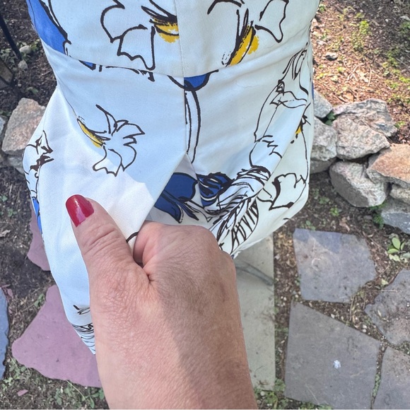 Brooks Brothers floral pleated skirt - Picture 3 of 12